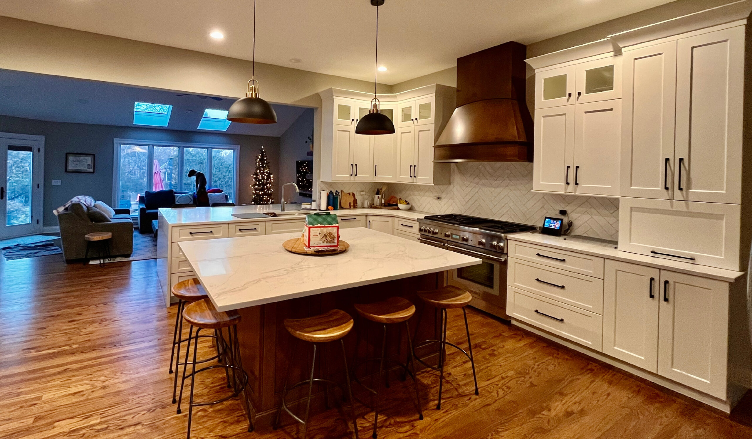 Custom kitchen cabinets in a western suburbs home